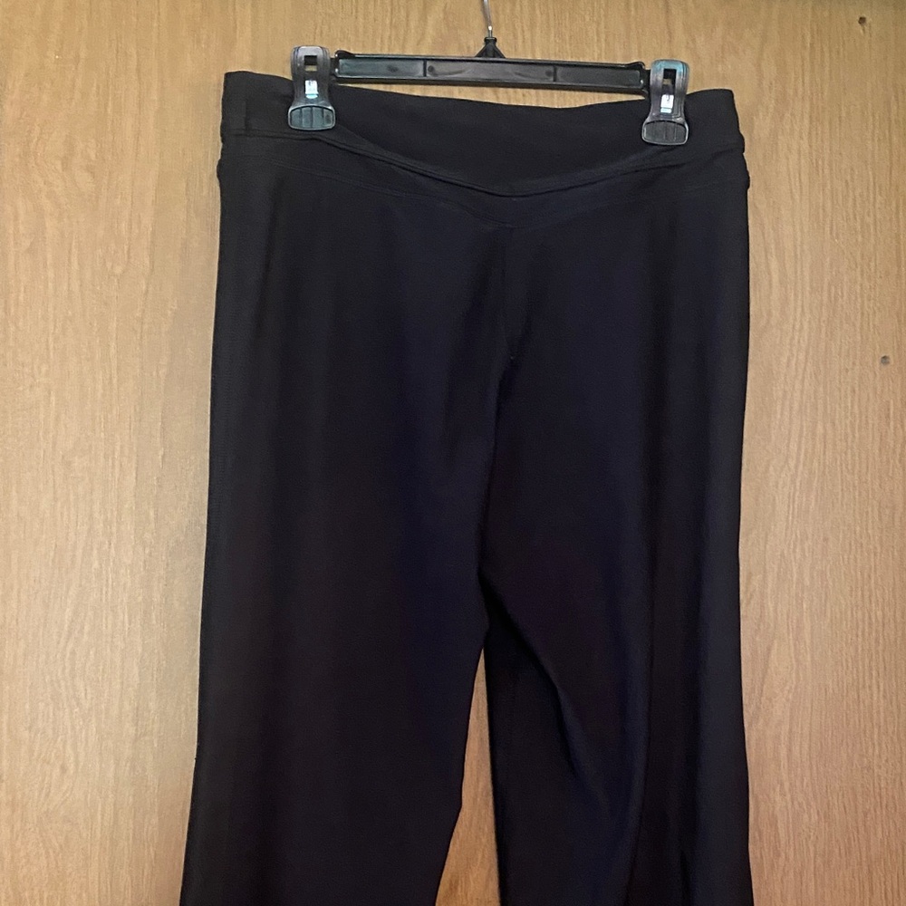 Nike Black Yoga Pants - Picture 4 of 4